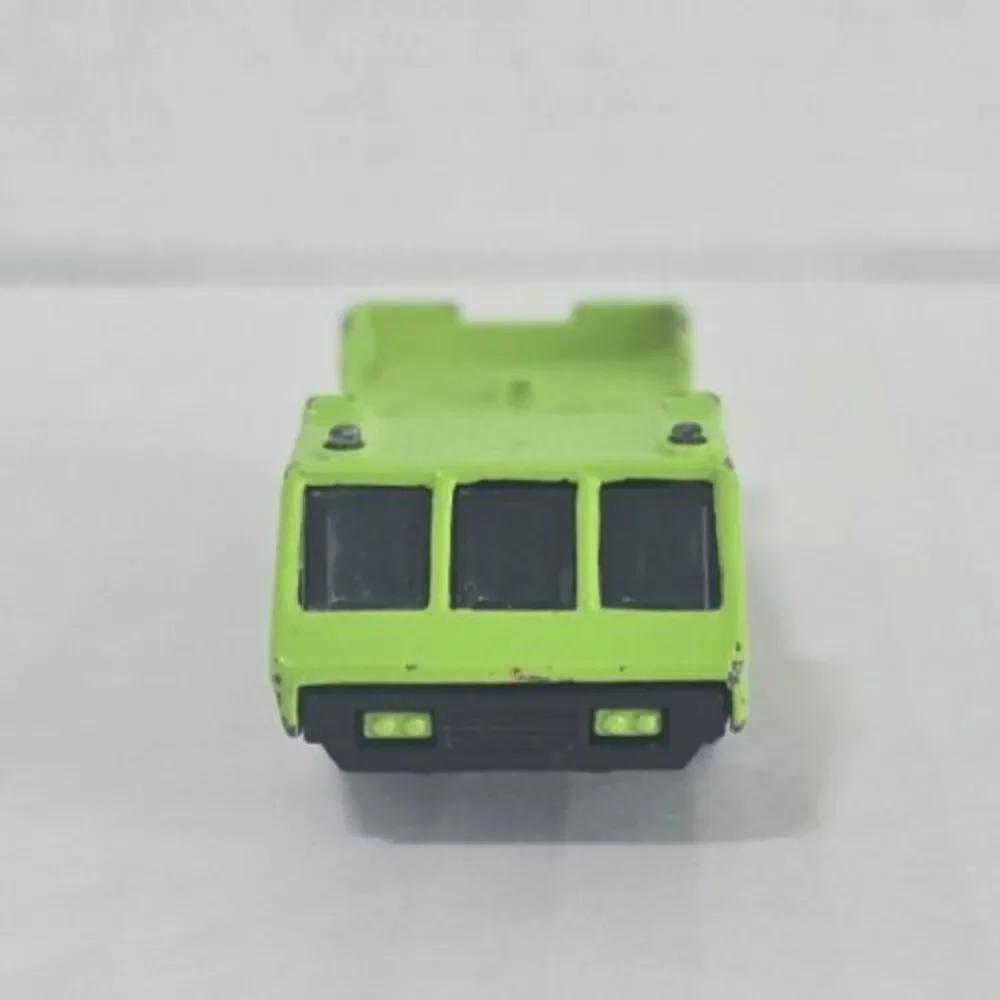 1985 Matchbox Transporter Truck With Mounted Missile Diecast 1:150 Scale